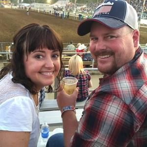 Meet your Posher, Jamie